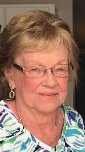 Deb Horner's Instagram, Twitter & Facebook