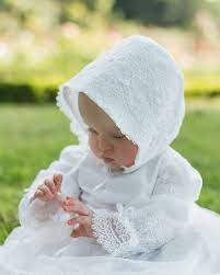 Découvrez des vêtements pratiques, adaptés à l'âge et confortables pour looker bébé toute l'année ! Epingle Sur Robe Bapteme Bebe Fille