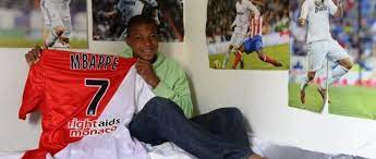 Are you sure mbappe is a real madrid fan? The Hottest Young Prospect In Europe Is A Massive Real Madrid Fan Dream Team Fc