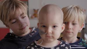 Wat doet een kind met kanker met je gezin? Aangrijpende docu legt emoties  broertjes en zusjes bloot. 'We moesten ervoor waken dat niet alle aandacht  naar Bente (4) ging'