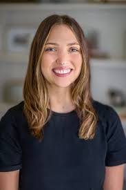 Katelyn Gomes's Instagram, Twitter & Facebook