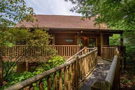 Adults and children alike will delight in a stay at hawk's landing, which offers guests a getaway which is both fun and relaxing. Pigeon Forge Cabins Black Hawk Hideaway 2 Bedroom