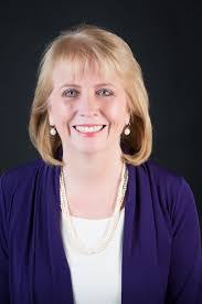 Janell Ray's Instagram, Twitter & Facebook