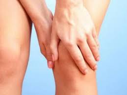 Daki sendiri disebabkan oleh penumpukan sel kulit mati serta keringat dan debu pada kulit. 5 Cara Mudah Mengatasi Lutut Dan Siku Yang Hitam Beauty Fimela Com
