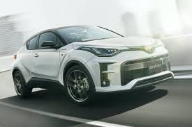 Senarai harga di bawah menunjukkan harga atas jalan (otr) baharu tanpa insurans, dan kami turut paparkan harga yang termasuk gst sebagai perbandingan. Toyota C Hr Gr Sport Dengan Manual 6 Kelajuan Boleh Laku Di Malaysia