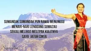 Tapi kasih setiamu tak akan beranjak dariku. Lagu Tinggi Tinggi Gunung Kinabalu Lirik Karaoke