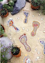 120 Gartenideen Mit Stein Fuer Mehr Komfort Im Erweiterten Wohnraum Diy Gartenprojekte Trittsteine Garten Diy Gartenbau