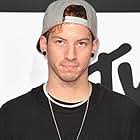 Twenty One Pilots: Heathens (Music Video 2016)