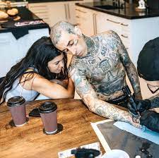 Age, parents, siblings, ethnicity travis barker is 45 years old. Travis Barker Calls Kourtney Kardashian The Love Of My Life People Com