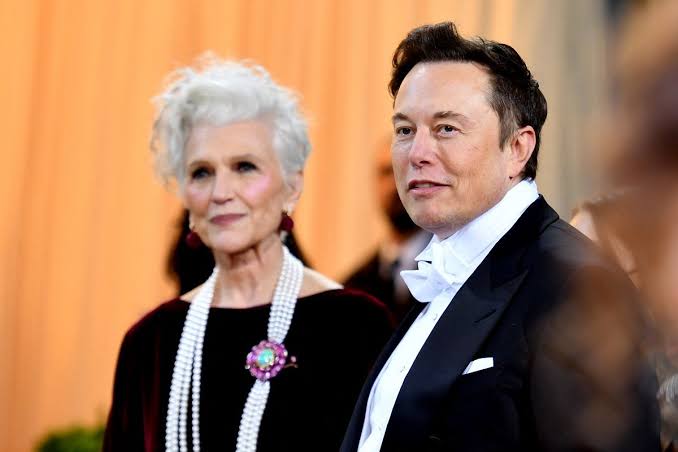 Elon Musk Brings Supermodel Mom To Met Gala 2022 Shares Plans For Twitter  To Make It Interesting & Funny