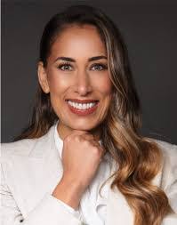 Sara Mcclellan's Instagram, Twitter & Facebook