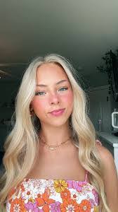 Emma Roffe's Instagram, Twitter & Facebook