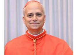 PORTRAIT) Côte d'Ivoire : Razak Abdul Sidibé concilie éthique islamique et  esthétique