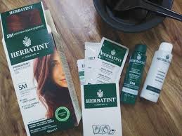 Reviewed in the united states on january 15, 2017. Self Dye My Hair Again A Herbatint Permanent Haircolor Gel In M5 Light Mahogany Review Voguelyvivien