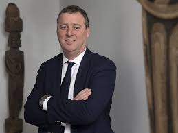 Durant le mois de juin 2021, le service des votations et élections a procédé à quatre remplacements de conseillères et conseillers municipaux démissionnaires dans les communes suivantes: Le Plr Geneve Mise Sur Cyril Aellen Pour Le Conseil D Etat Rtn Votre Radio Regionale
