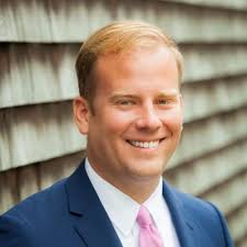 Congratulations to our very own Eric Hokanson for his promotion to the  title of Executive Director at Morgan Stanley!