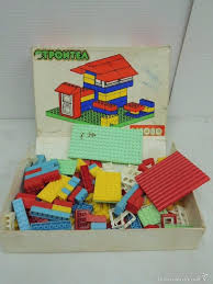 Juego tipo lego 212 piezas. Antiguo Juego De Construccion De Casa Plastico Vendido En Subasta 60365511