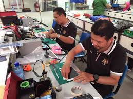 Check spelling or type a new query. Kursus Baiki Handphone Malayfrad