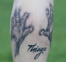 Barcelona's talisman and football legend, lionel messi has been going under the needle to cover his several parts of the body with ink for quite a while. Lionel Messi S Tattoo Messi Tattoo Lionel Messi Messi