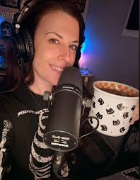 Reno just surpassed 200,000 streams and I 🥹 That's a new milestone for me.  The little song I wrote while doing laundry, the video we shot for 10 bucks  in Penticton 2