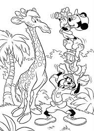 Mickey mouse coloring pages tell children that they should value their life by doing happy things. Mickey Mouse And Friends Meet Very Tall Giraffe On Safari Coloring Page Coloring Sky