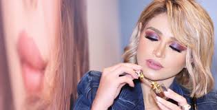 نادٍ برتغالي يعرض على بوفون فطائر وتذاكر لضمه. Ø´Ø§Ù‡Ø¯ÙŠ Ù†Ù‡Ù‰ Ù†Ø¨ÙŠÙ„ ØªØªØ¹Ø± Ø¶ Ù„Ù…Ø£Ø²Ù‚ Ø®Ù„Ø§Ù„ Ø­Ø¶ÙˆØ±Ù‡Ø§ Ù…Ù‡Ø±Ø¬Ø§Ù† ÙƒØ§Ù† Ø§Ù„Ø³ÙŠÙ†Ù…Ø§Ø¦ÙŠ ÙÙˆØ´ÙŠØ§