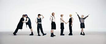 I took clips from i need u and the prologue and. K Pop Bts Greift Nach Weiteren Sternen Im Popstarhimmel