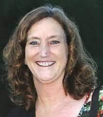 Regina Barton's Instagram, Twitter & Facebook