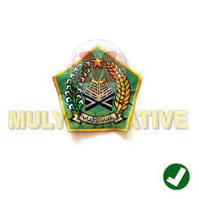 Itupun belum termasuk para guru madrasah yang jumlahnya diperkirakan mencapai 600 ribuan pegawai di seluruh indonesia. Logo Kemenag Pesan Pin Enamel Lencana Pin Plakat Akrilik Lycal Resin Sabuk Sekolah Papan Nama Dada Evolet Bordir Emblem Pin Kuningan Topi Sekolah Plat Club Komunitas