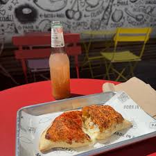 Eating With Ziggy | Dining Well, Spelling Pourly