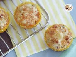 Muffins Salati Con Olive E Prosciutto Ricetta Petitchef Receita Receitas Muffins De Queijo Ideias