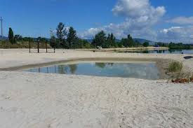 2,100 likes · 28 talking about this · 7,798 were here. Lupa To Budakalasz Budakalasz Strand Strand Hu