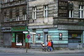 Fotograf In Ost Berlin Das Objekt Hauswald Geriet Ausser Kontrolle Ostberlin Berlin Berlin Fotos