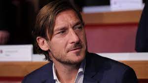 Francesco totti ha fatto dei romantici auguri a sua moglie, ilary blasi, che ha festeggiato il. Totti The Galacticos Call Me Crazy For Refusing Real Madrid As Com