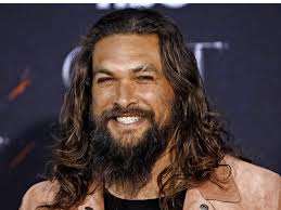 Jason momoa's preferred workouts are pretty physically demanding, and they don't involve going to a gym. Kaum Wiederzuerkennen Game Of Thrones Star Jason Momoa Trennt Sich Von Seinem Bart