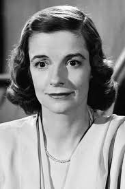 Edith Barrett's Instagram, Twitter & Facebook