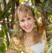 Morgana Rae is the world's leading Relationship with Money coach /Ep2581