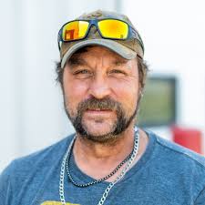 Help us wish Melody Pierce a Happy 27th Birthday!! Melody joined our team  in 2018 as accounts payable. Now she helps with projects but truth be told,  she helps everyone! She's the