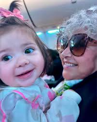 Aquí con Dieguito Galindo Gracias a nuestra banda podemos andar de gira  cada fin de semana Próximo viernes San Antonio Dallas y Houston Vean  Amandamiguel.com/events Ahí toda la Info 💃🏿🕺🏻‼️