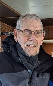 Robert Overholser's Instagram, Twitter & Facebook