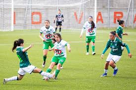Universidad de chile está viviendo un increíble presente en su categoría femenina del fútbol chileno.el cuadro universitario afrontó este sábado una nueva jornada del campeonato, donde golearon por cuatro a cero a su similar de cobresal en el complejo omar donoso. Campeonato Nacional Femenino Puerto Montt Wanderers Igualaron Y Antofagasta Goleo A Cobresal Futbol Biobiochile