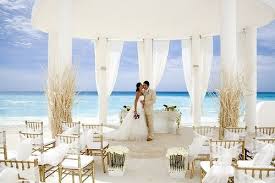 Guida alle nozze sulla spiaggia: A Beautiful Beach Wedding Matrimonio Matrimonio Sulla Spiaggia Matrimonio In Spiaggia