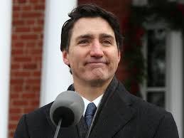 Crown ready to entertain but tourists scarce