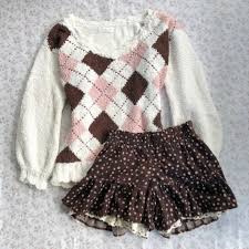 ⋆.ೃ࿔ Rare Liz Lisa Argyle Sweater ᯓᡣ𐭩 CLOSED AUCTION condition : bust  100cm x length 65cm normal sign of wear, no major deffect Rules : 𐙚 send  your offer above IDR 525.000