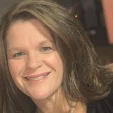 Deana Francis's Instagram, Twitter & Facebook