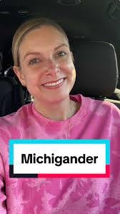 Caitlin Beyer's Instagram, Twitter & Facebook