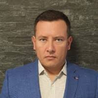 500+ perfiles de «Pablo Guerrero»