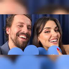 Two Worlds and Amina" brings together Hande Erçel and Metin Akdülger