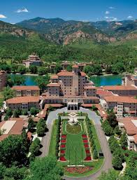 Shrine Of The Sun Broadmoor Colorado Springs Family Resorts Colorado Springs