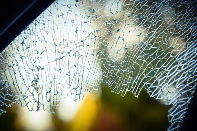 Is Shattered Tempered Glass Safe? | Riot Glass